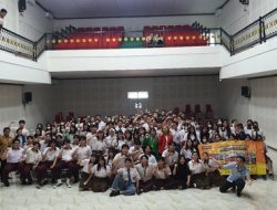 Pembicara Hebat Priska Sahanaya Sukses Gelar Pelatihan Public Speaking di SMA PELITA IV Bersama PRONAS dan SINOTIF