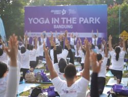 CELEBRITY FITNESS INDONESIA RAYAKAN WORLD WELLNESS WEEKEND 2024 DENGAN ACARA TAHUNAN “YOGA IN THE PARK” DI BANDUNG